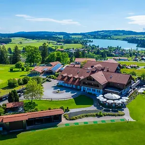 4* Hotel Auf Der Gsteig Gmbh